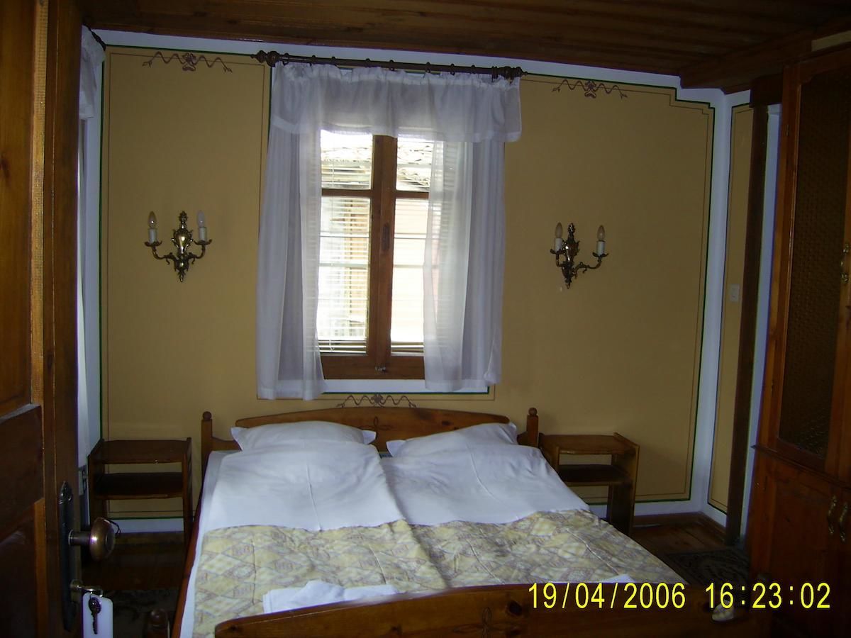 Отель Family Hotel Kalina Копривштица-13